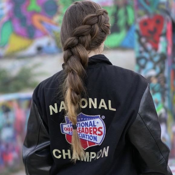 Meet your Posher, Shay - Picture 2 of 6